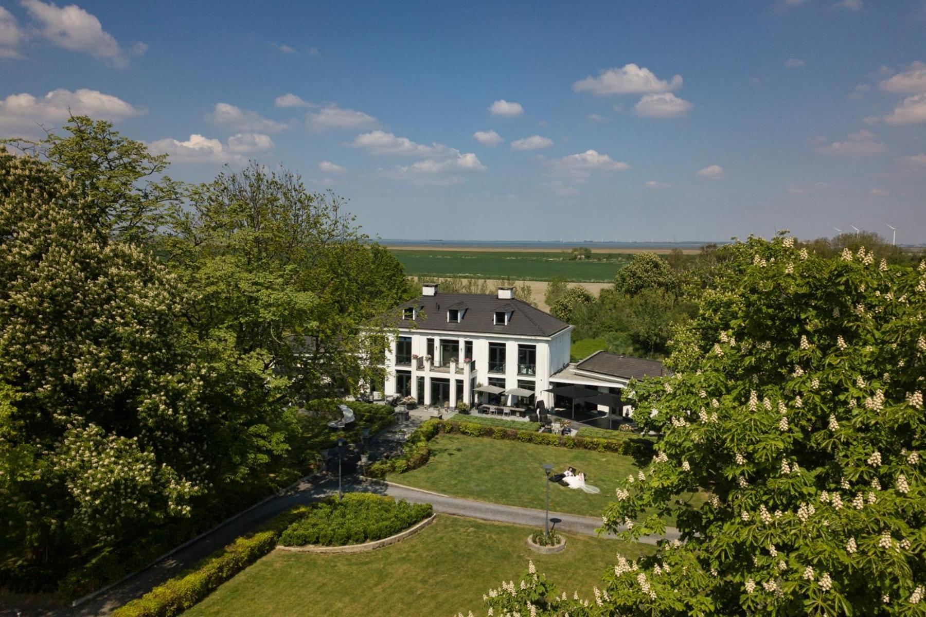 Landhuis Logan Landing Rilland Exterior photo